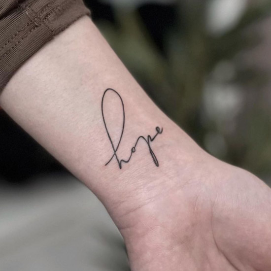 Tiny Wrist tattoos that are so cute it hurts - Daily Active