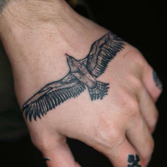 50 Traditional Eagle Tattoo Designs For Men - Old School Ideas
