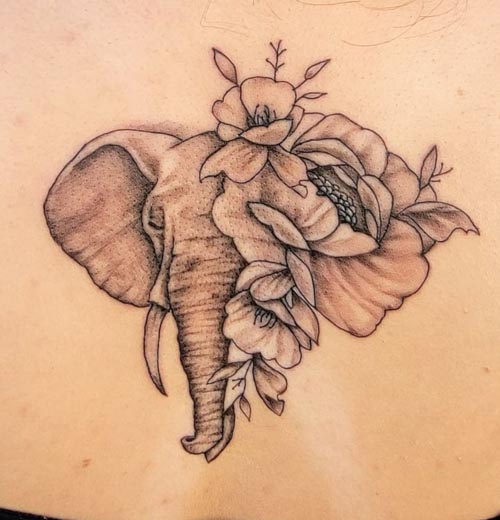 Elephant with Flowers by Héctor Concepción TattooNOW