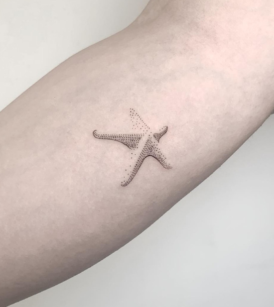 Jakub Pollág designs Personal Tattoo Machine for DIY body art